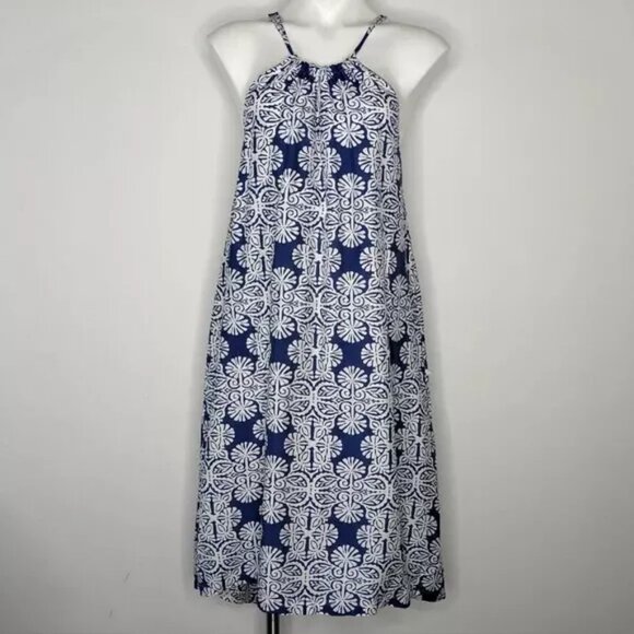 Vineyard Vines Mirrored Leaves Trapeze Halter dress in Moonlight Blue & White - Picture 4 of 11